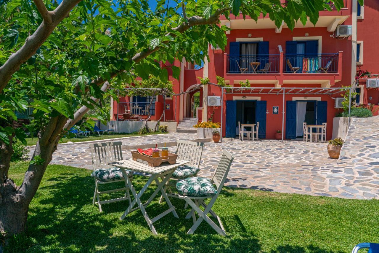 Aloe Studios, Waterfront Accommodation Karavádhos Exterior foto