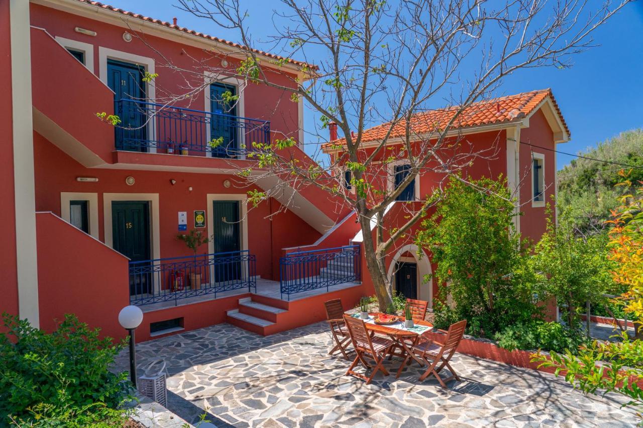 Aloe Studios, Waterfront Accommodation Karavádhos Exterior foto